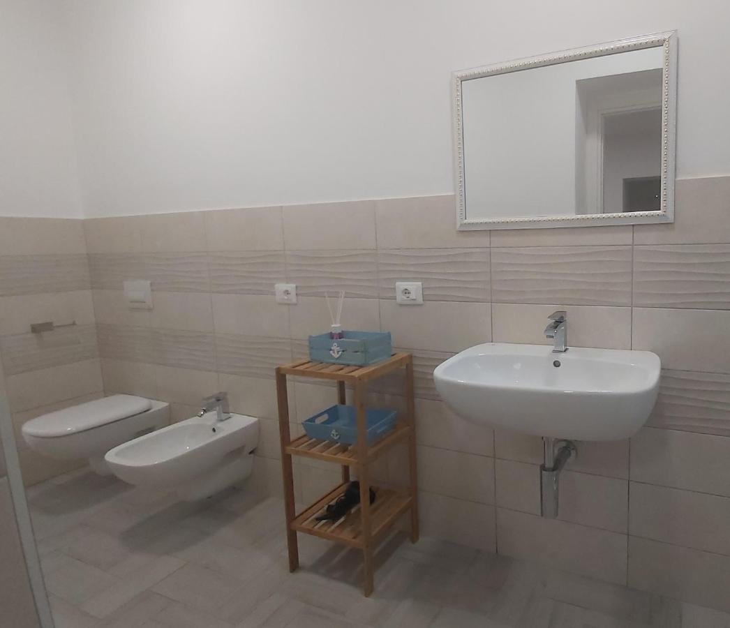La Perla Guest house